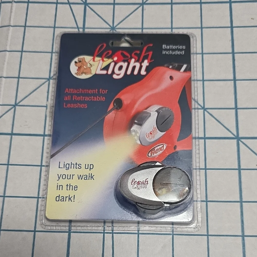 Leash Light / Battery‎ Powered, NIP 2 Of 2